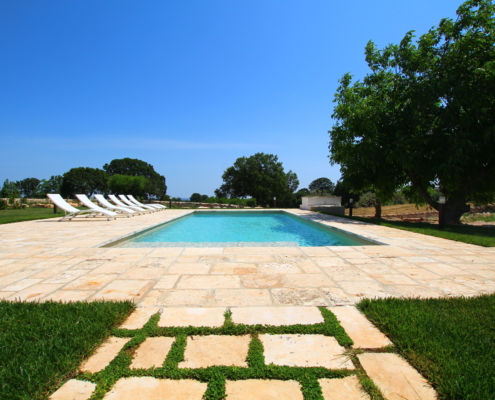 vita dorata beb con piscina vita dorata beb con piscina